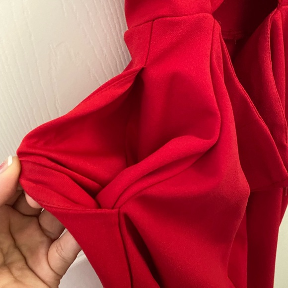 S Red Pant Suit. Crisscross open design in the back. Bilateral Pockets. - Picture 3 of 3